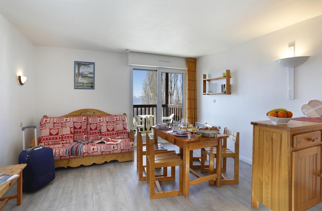 Aparthotel Les Balcons Du Soleil Font-Romeu-Odeillo-Via Exterior foto